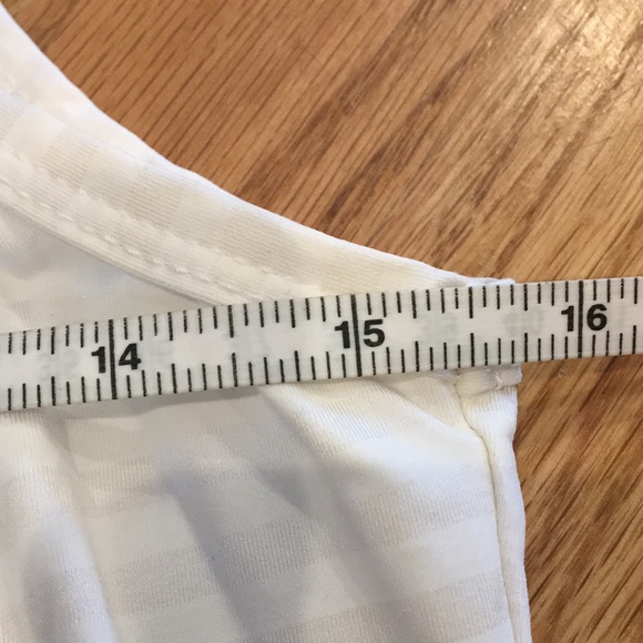 Tail tech high performance S workout top - Picture 5 of 7